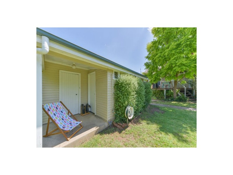 83 Rawson Avenue, Tamworth NSW 2340