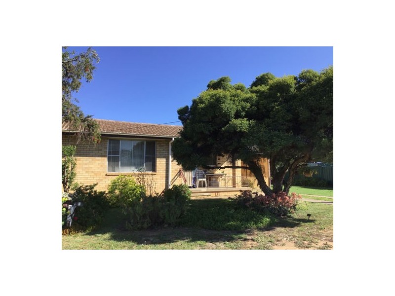 2/295 Goonoo Goonoo Rd, Tamworth NSW 2340