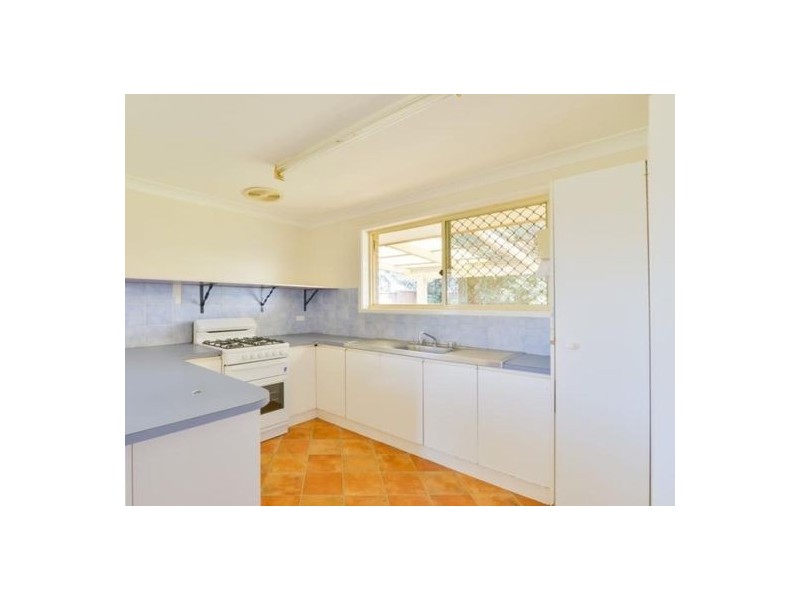 63 Warral Road, Tamworth NSW 2340