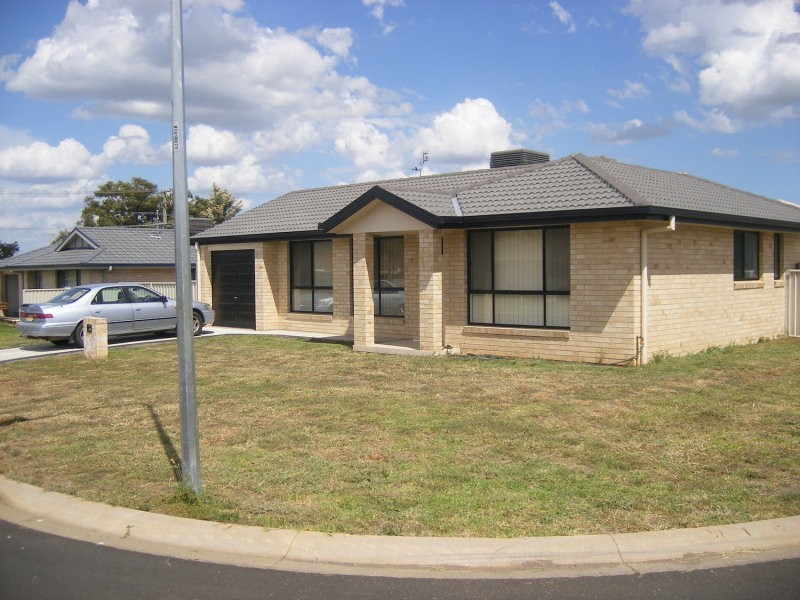 26 Banks Street, Tamworth NSW 2340