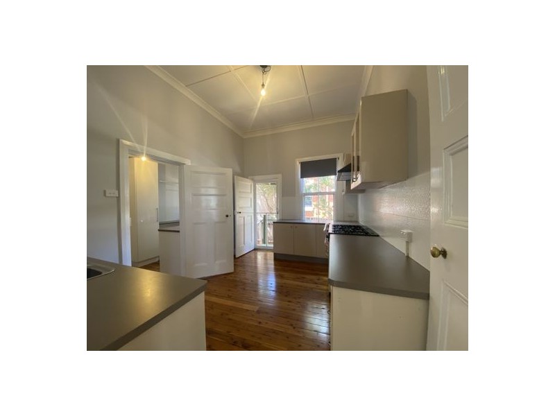 107 Carthage Street, Tamworth NSW 2340