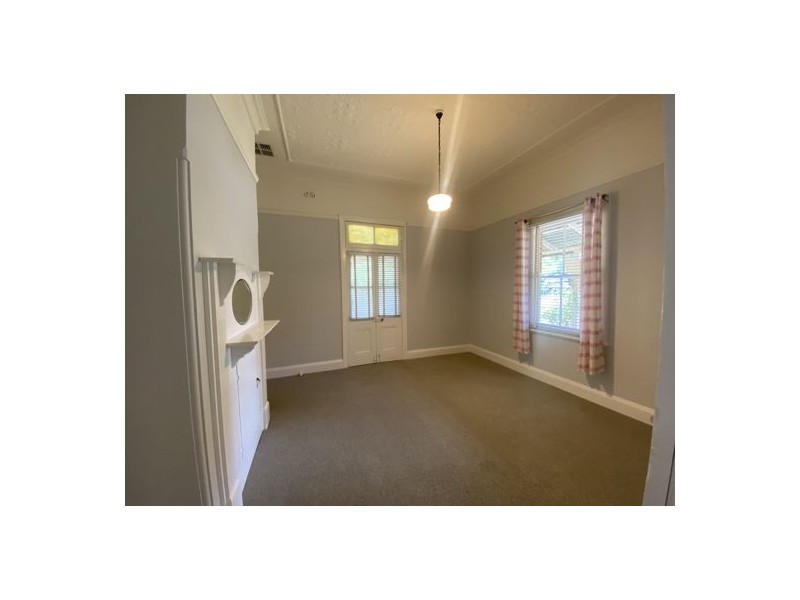 107 Carthage Street, Tamworth NSW 2340