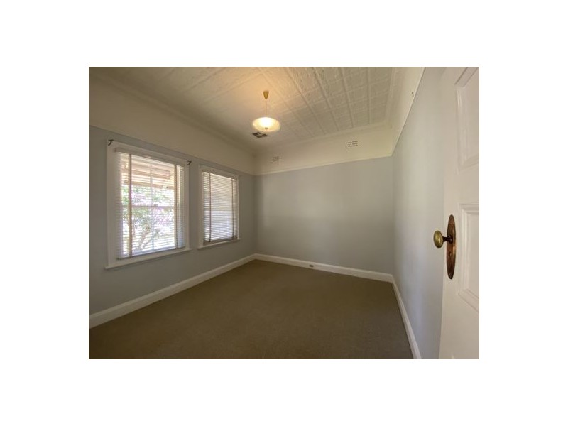 107 Carthage Street, Tamworth NSW 2340