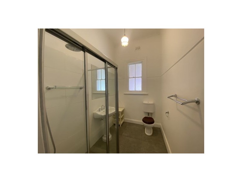 107 Carthage Street, Tamworth NSW 2340