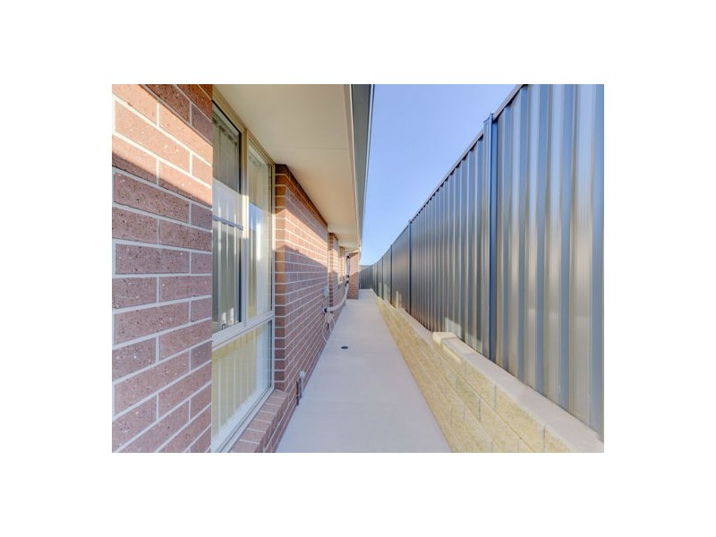 1/5 Francis Ave, Tamworth NSW 2340