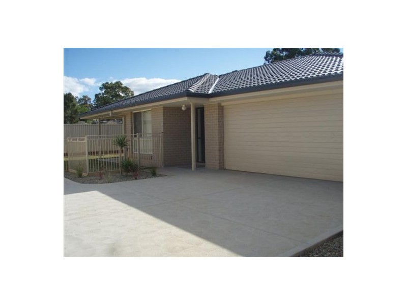 45A Harrier Pde, Tamworth NSW 2340