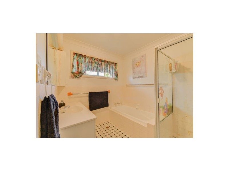 70 McRae Street, Hillvue NSW 2340