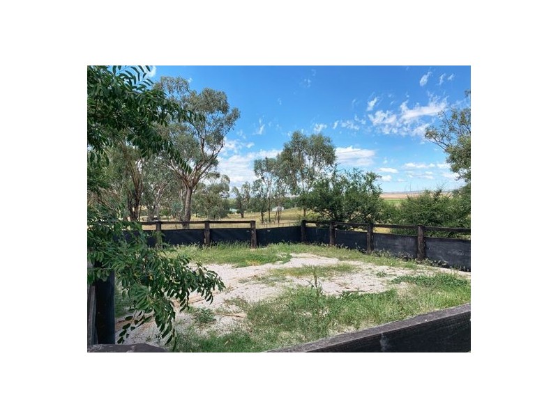 5 Oakley Road, Tamworth NSW 2340