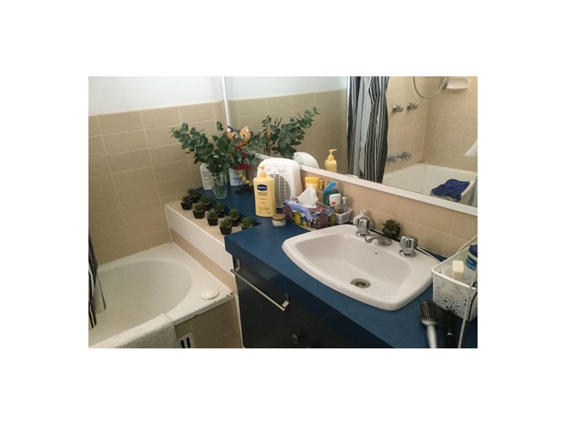 2/80 Griffin Ave, Tamworth NSW 2340