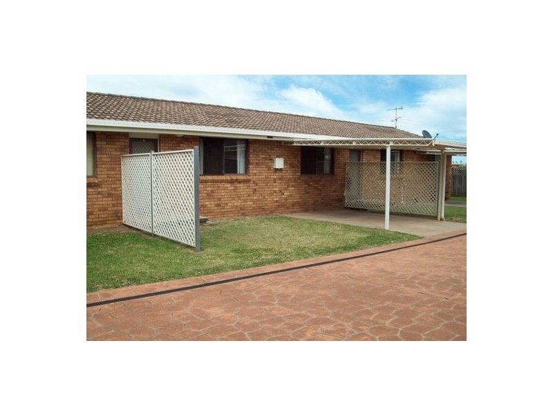 2/4-6 Barton Lane, Tamworth NSW 2340
