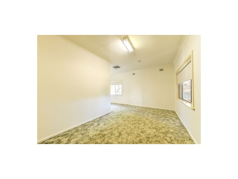 25 Elm Street, Tamworth NSW 2340