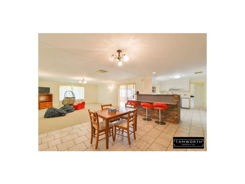 58 Greg Norman Drive, Tamworth NSW 2340