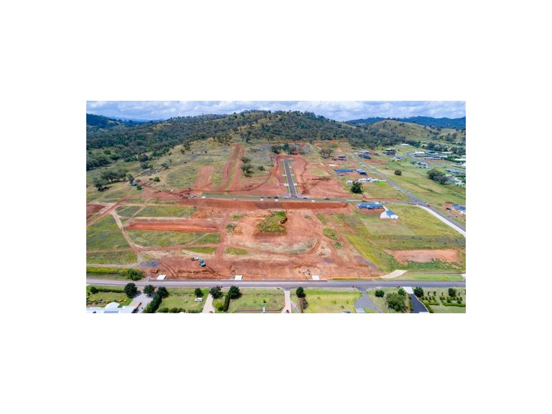 12 Barakula Drive, Moore Creek NSW 2340