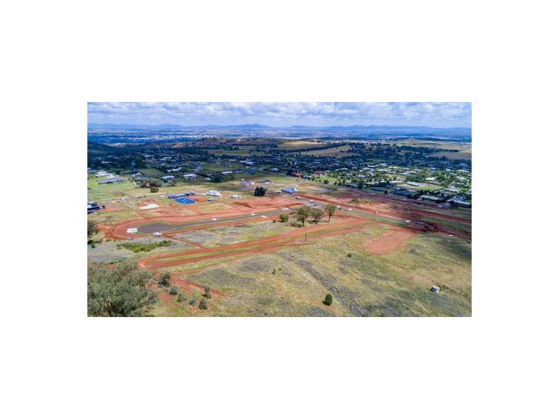 12 Barakula Drive, Moore Creek NSW 2340