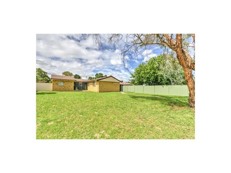 21 Merindah Avenue, Manilla NSW 2346