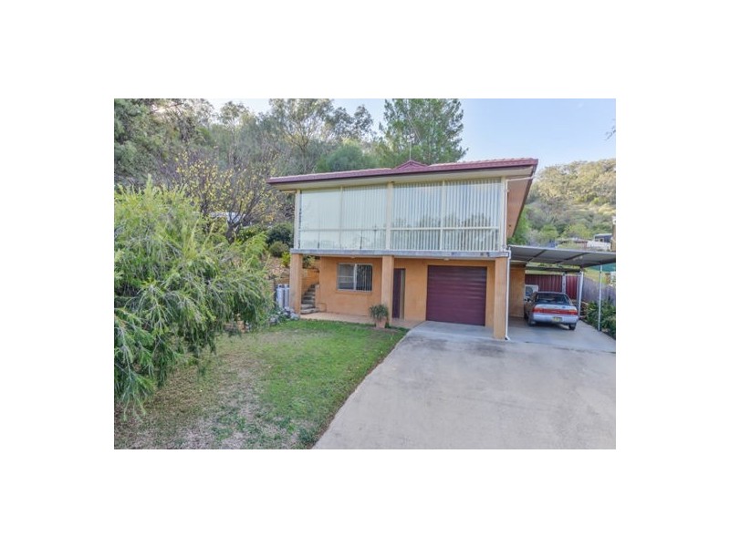 2 Dekalb Street, Tamworth NSW 2340