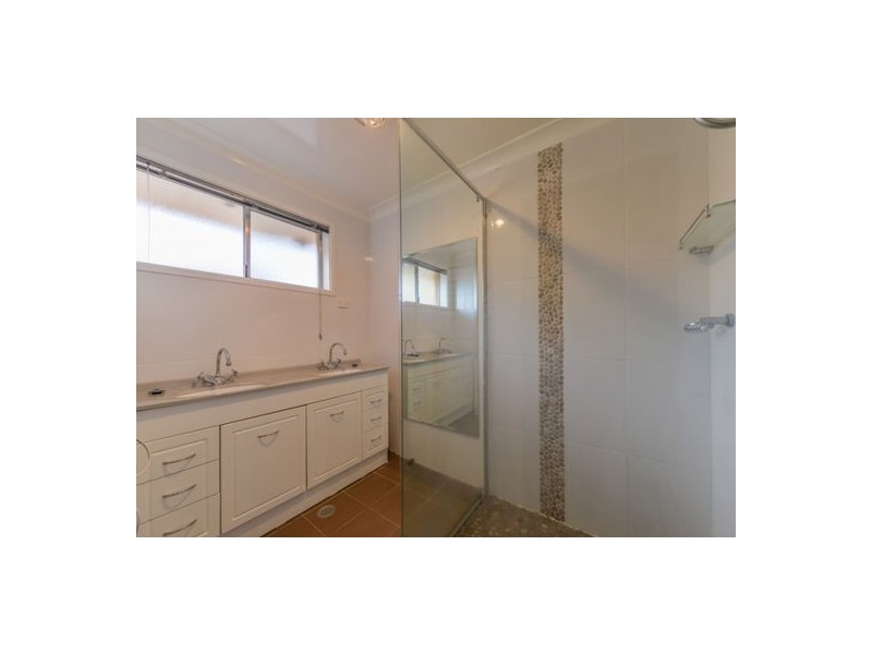 2 Dekalb Street, Tamworth NSW 2340