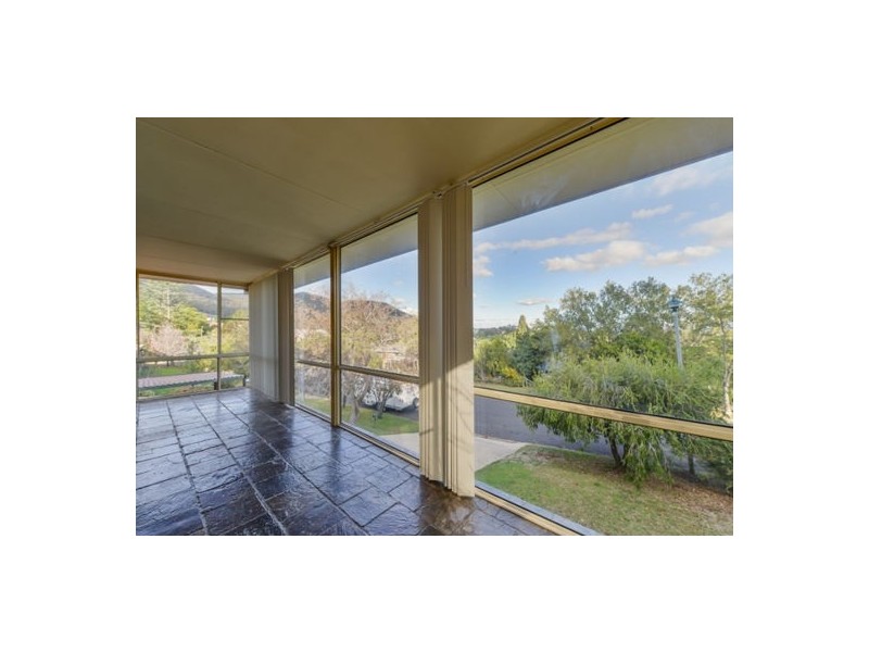 2 Dekalb Street, Tamworth NSW 2340