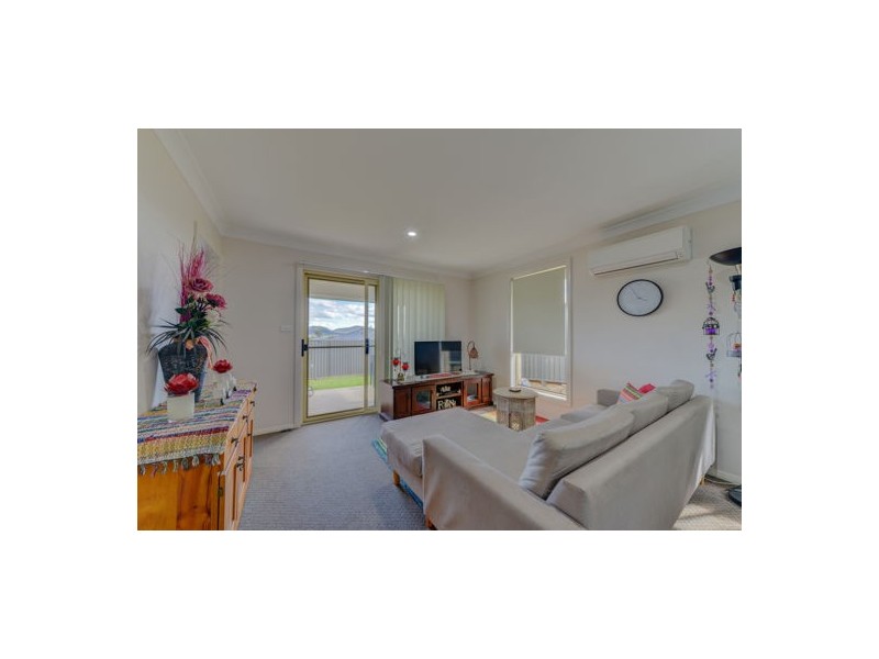 14A & 14B Barber Street, Kootingal NSW 2352