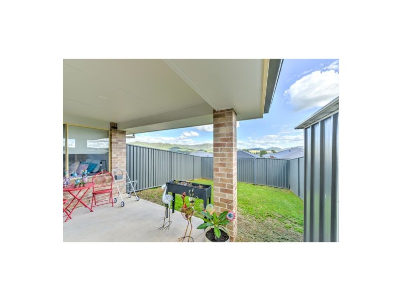 14A & 14B Barber Street, Kootingal NSW 2352