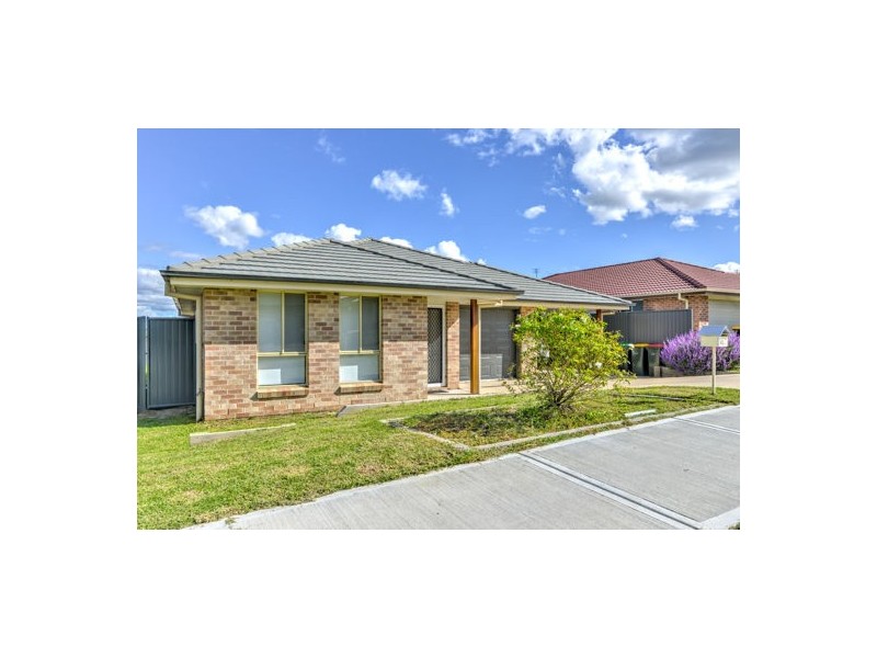 14A & 14B Barber Street, Kootingal NSW 2352
