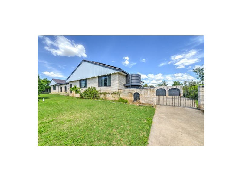 107 Hillvue Road, Tamworth NSW 2340