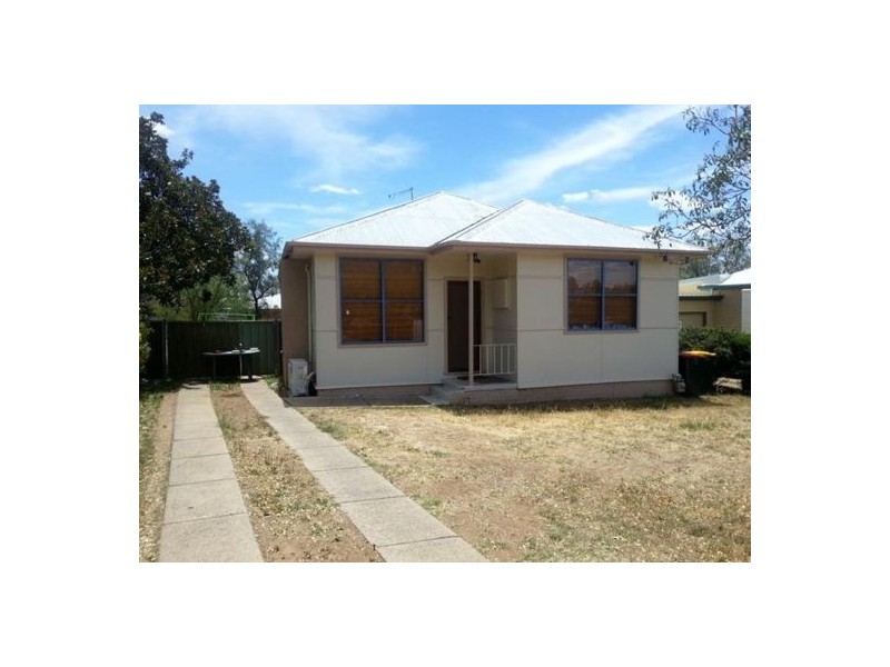 6 Mills Street, Tamworth NSW 2340