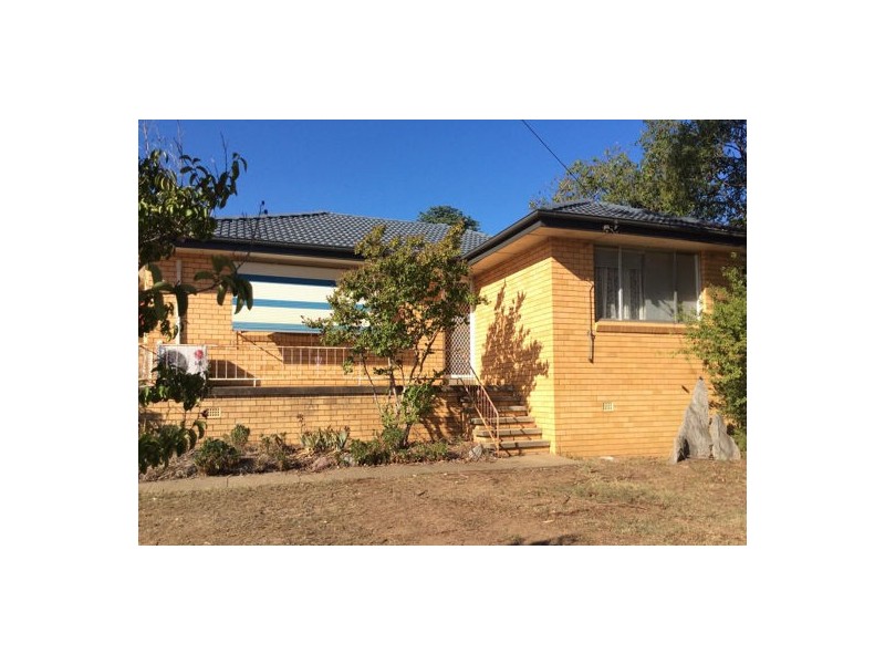 366 Armidale Road, Tamworth NSW 2340