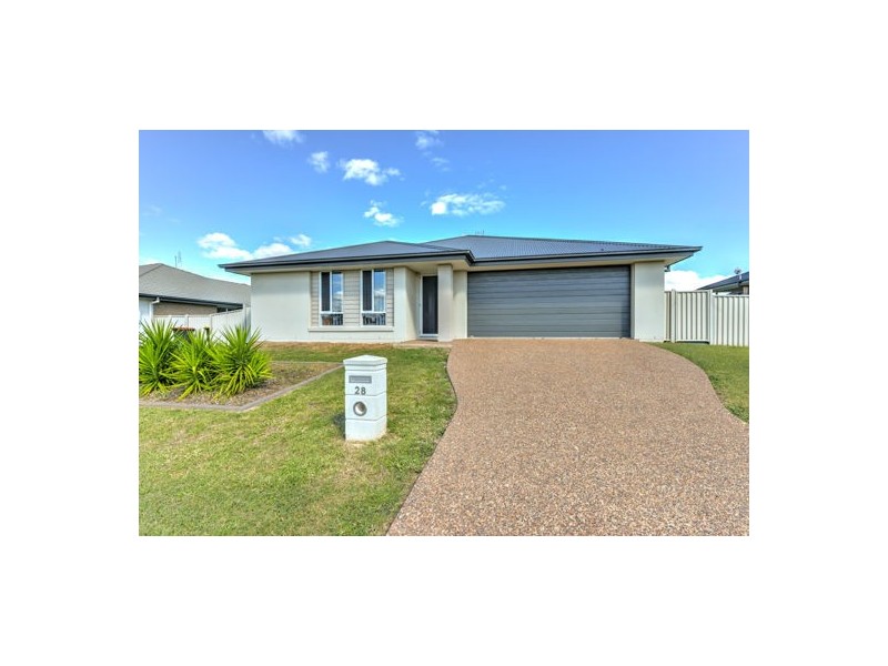 28 Drakeford Street, Westdale NSW 2340
