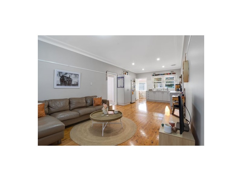 152 & 152A North Street, Tamworth NSW 2340