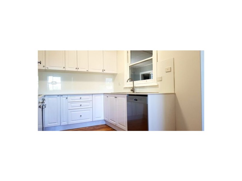 2 Cambridge Street, Tamworth NSW 2340
