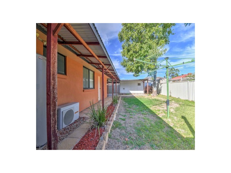 77 Evans Street, Westdale NSW 2340