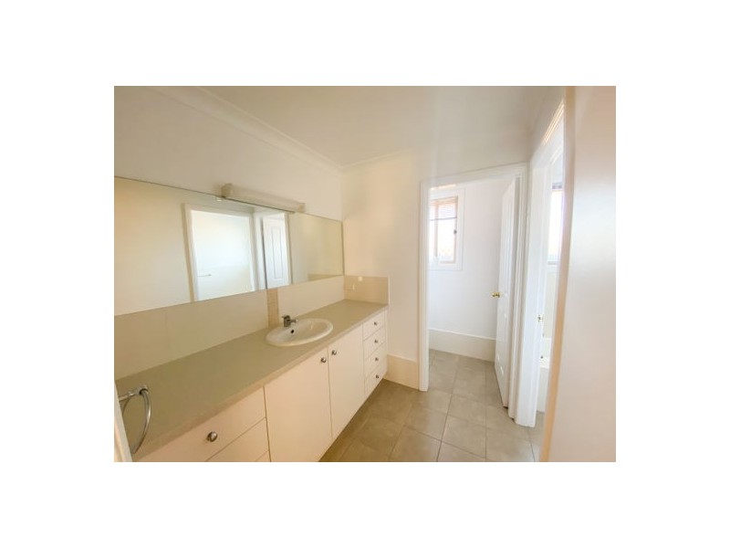 21 Banjo’s Circuit, Tamworth NSW 2340