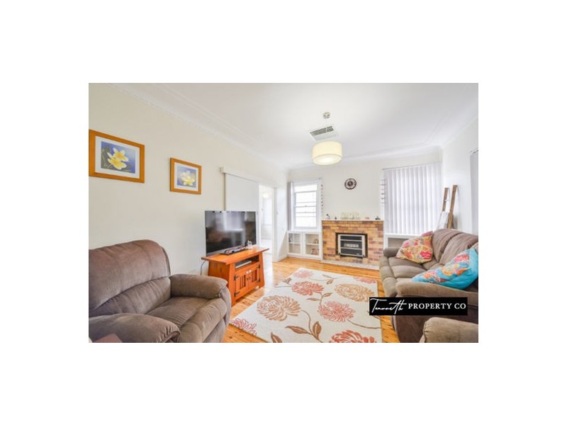 80 Piper Street, Tamworth NSW 2340
