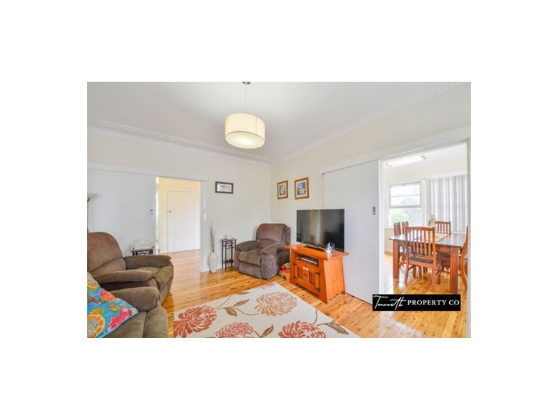 80 Piper Street, Tamworth NSW 2340