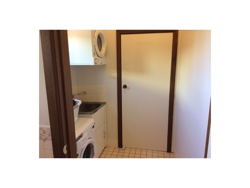 2/84 Fitzroy Street, Tamworth NSW 2340