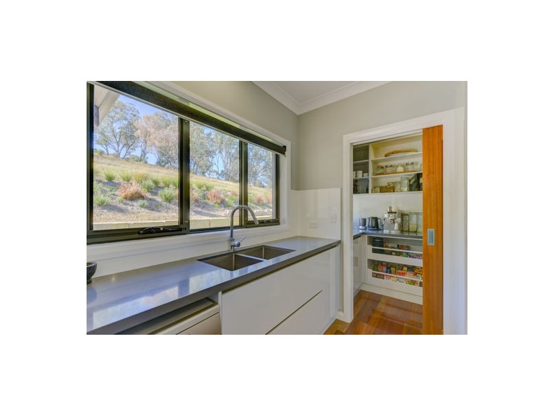 52 Flagstaff Road, Tamworth NSW 2340