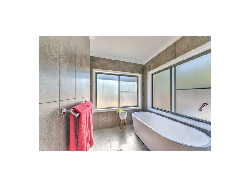 52 Flagstaff Road, Tamworth NSW 2340