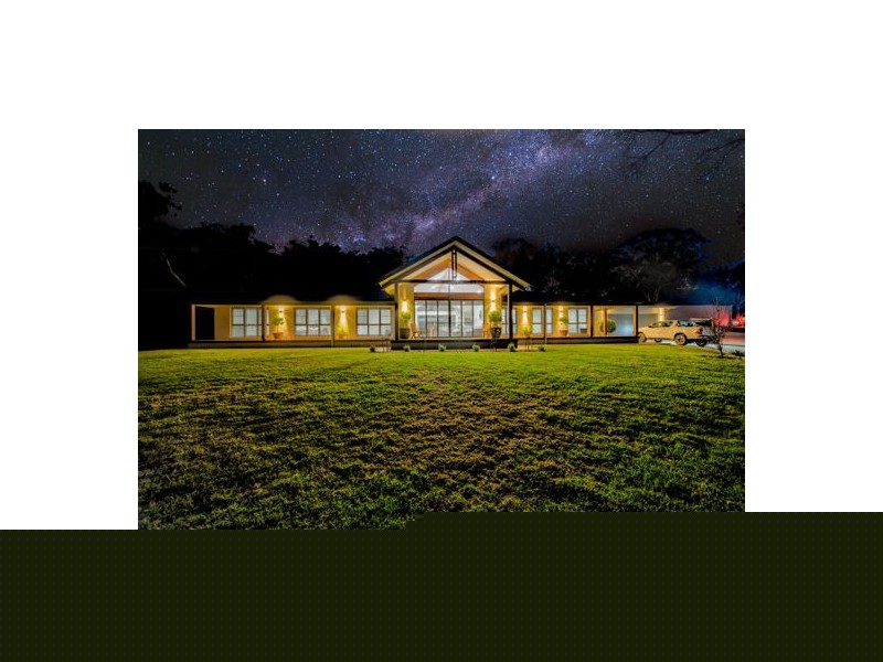 52 Flagstaff Road, Tamworth NSW 2340