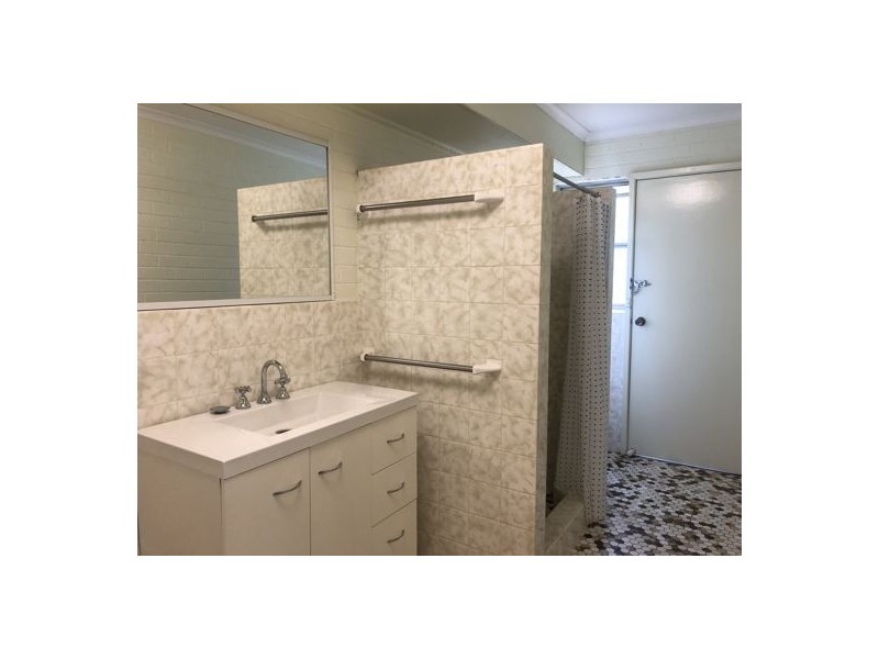 2/79 Rawson Avenue, Tamworth NSW 2340