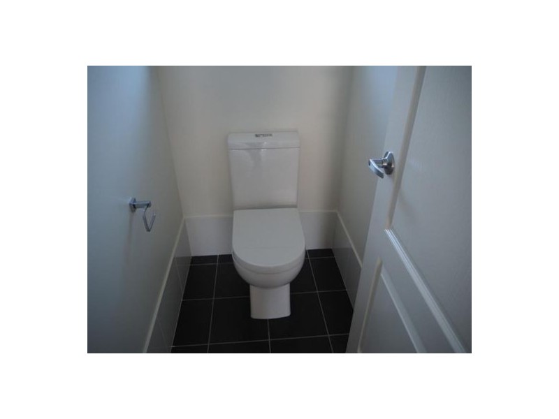 8/7 Curlew Crescent, Tamworth NSW 2340