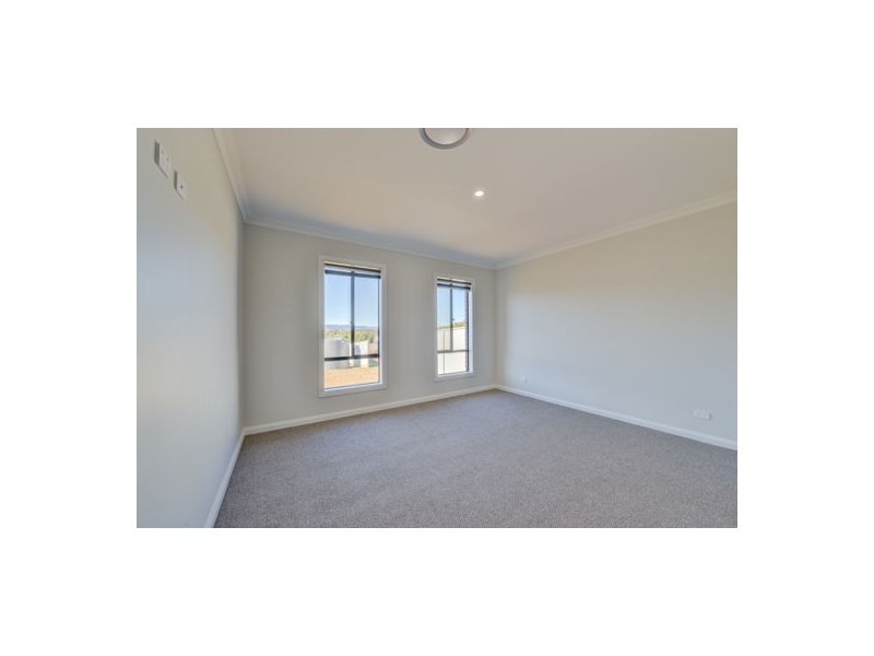 13 Palomino Place, Tamworth NSW 2340