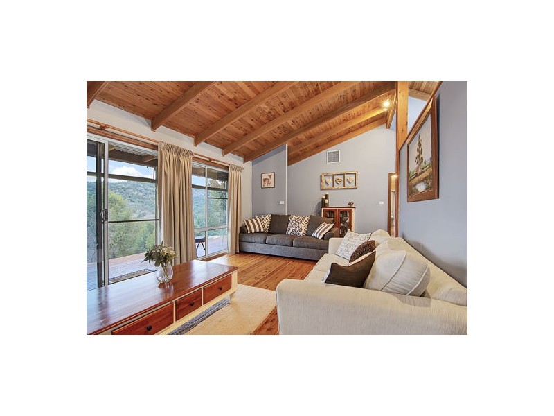 124 Stirling Road, Tamworth NSW 2340