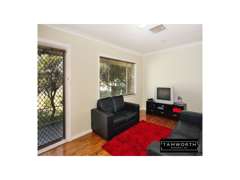 9 Wongala Street, Tamworth NSW 2340