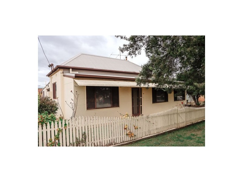 21 Macquarie Street, Tamworth NSW 2340