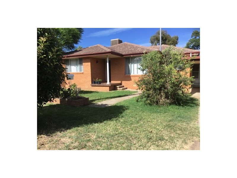 30 Cypress Street, Tamworth NSW 2340