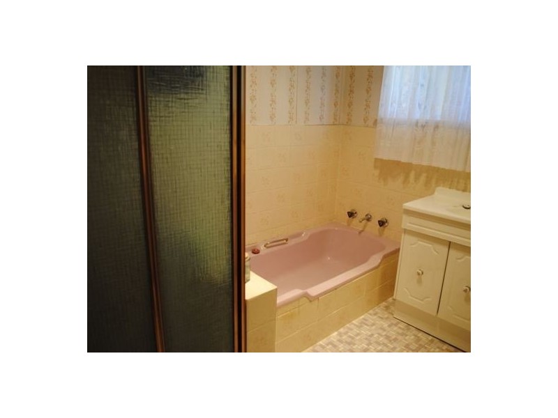 11 Wongala Street, Tamworth NSW 2340