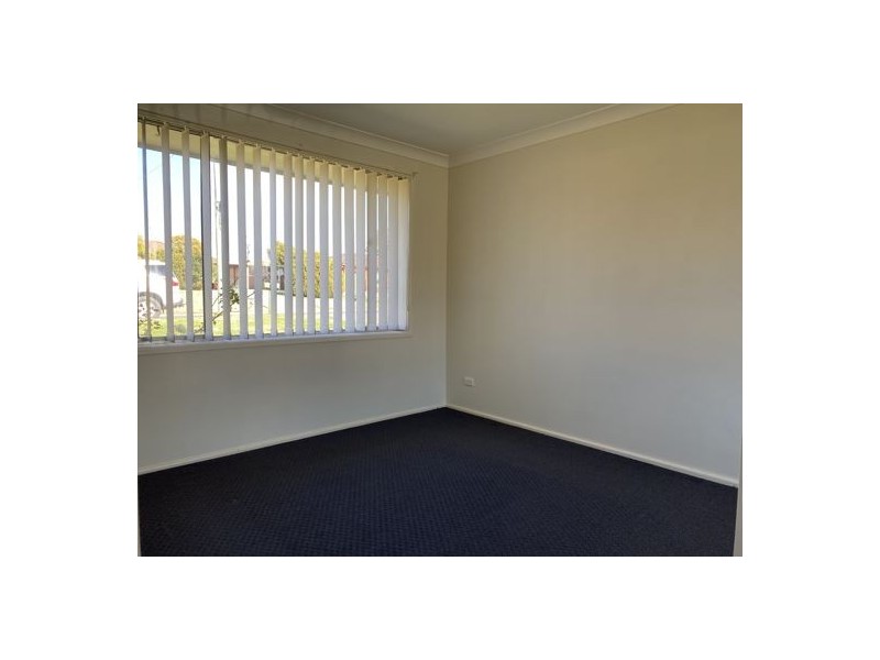 1/18 Harrier Parade, Tamworth NSW 2340