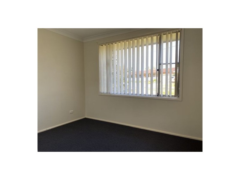 1/18 Harrier Parade, Tamworth NSW 2340