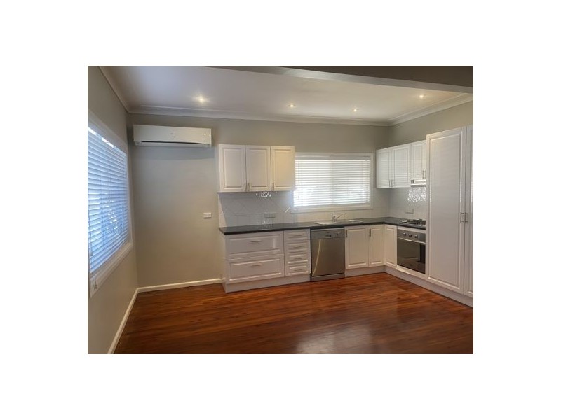 210 Johnston Street, Tamworth NSW 2340